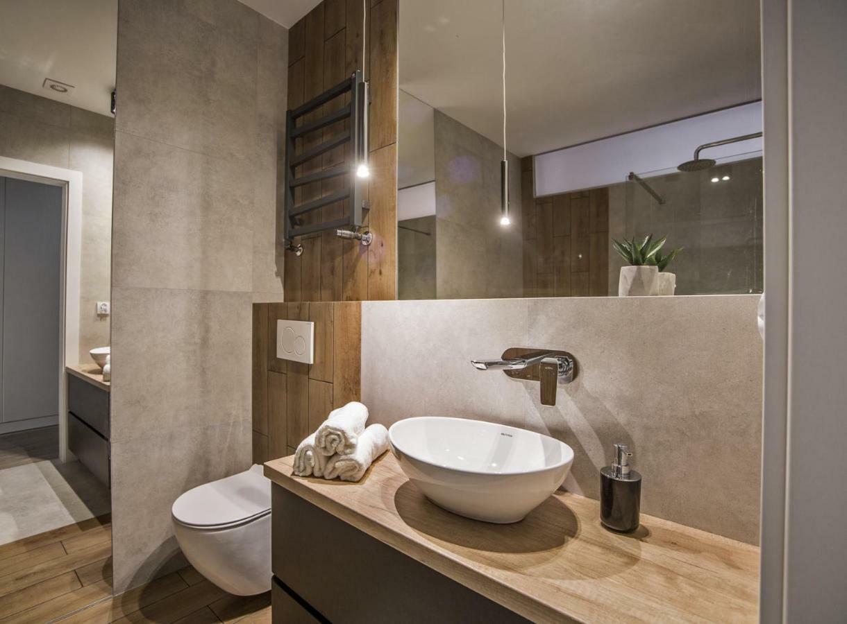 Apartament Stars Torun Luaran gambar